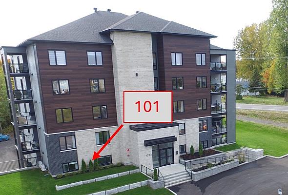 4 1/2 - Domaine du Sentier Riverain - Photo 1